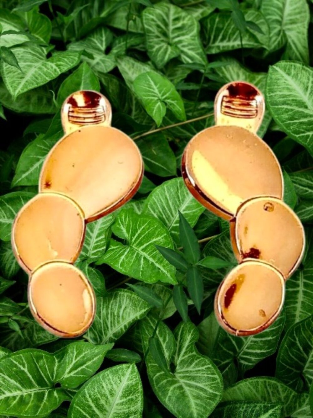 Monet Vintage Gold Plated Modernist Stacked Triple Oval Clip On Earrings Shiny